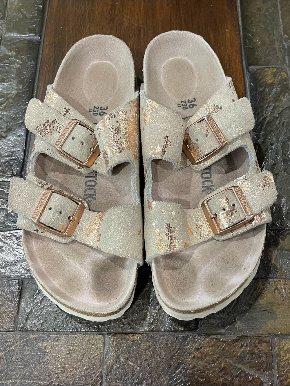 Birkenstock Arizona Metallic Suede Sandals in Rose - Picture 9 of 11